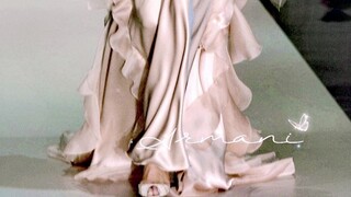 Armani seems to have a problem with fabrics