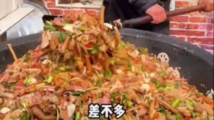 TV Zhongyuan: Ember Bakiak Mewah