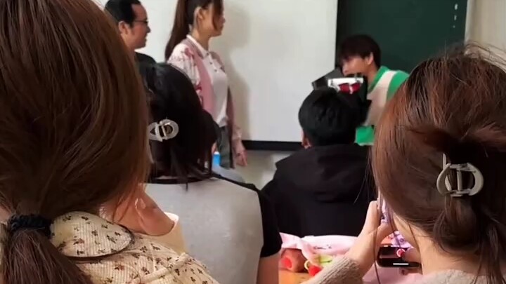 البطل ليس أنا