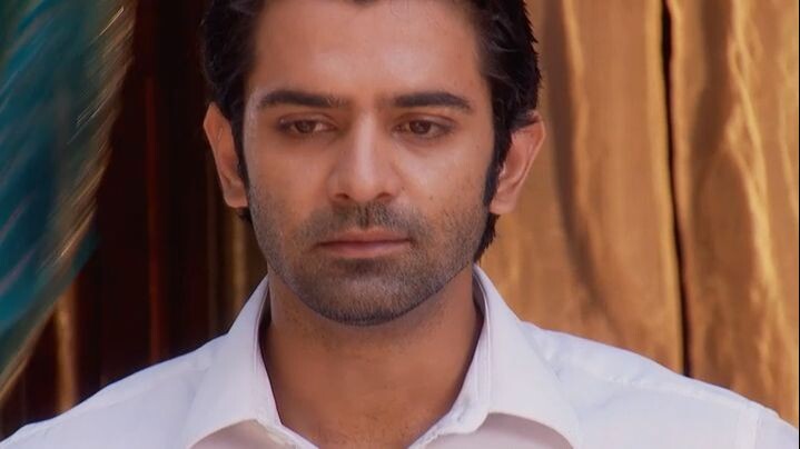 Iss Pyaar Ko Kya Naam Doon-247