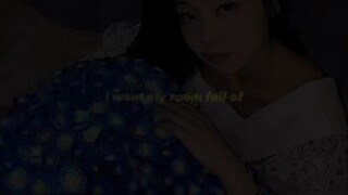 her blue roses 💙💙