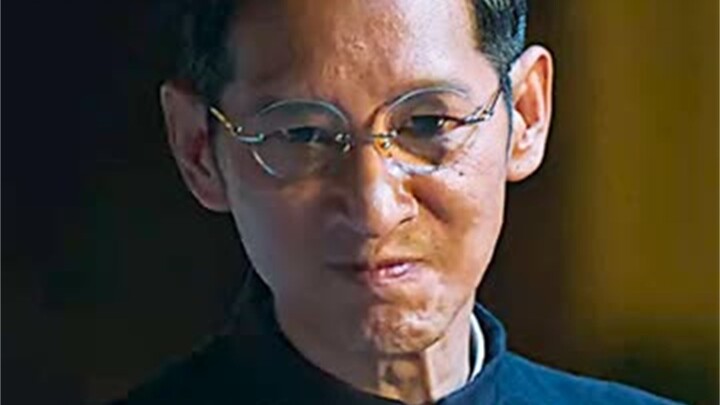 Selama seumur hidup, Paman Dong mengelola Tajai, tapi kini tempat itu hancur begitu saja.