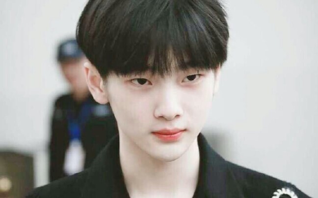 Becoming the Monolids Teen Who Thwarts Korean Beauty Standards