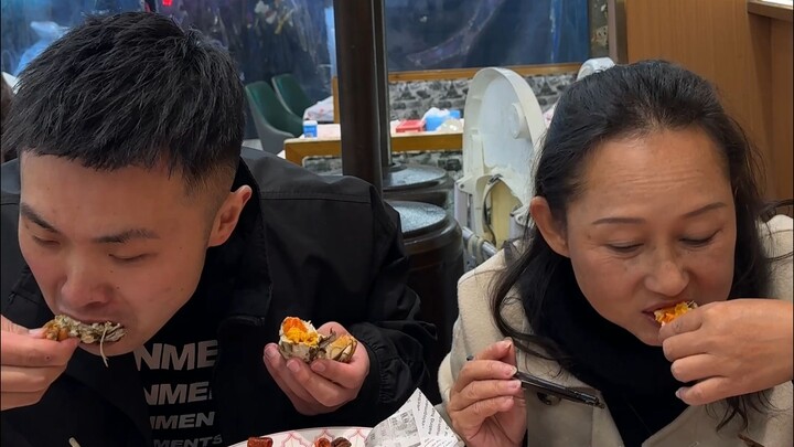 Tantangan Tukar Selembar Kertas dengan Kepiting