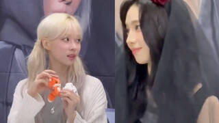 ليو تشي مين توقع الكتب مرتدية فستان الزفاف، وجعلت دونغ دونغ تشعر بالخجل لدرجة أنها لم تجرؤ على النظر