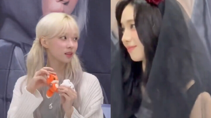 ليو تشي مين توقع الكتب مرتدية فستان الزفاف، وجعلت دونغ دونغ تشعر بالخجل لدرجة أنها لم تجرؤ على النظر