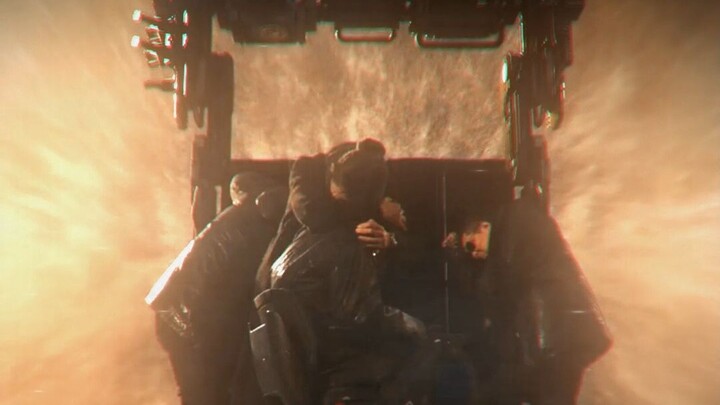 Rasa aman yang kamu berikan padaku nggak seberapa dibandingkan seperseribu dari kusen pintu.