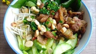 BÚN THỊT XÀO - Cách làm Bún Thịt Xào ngon đúng vị Miền Tây - Tú Lê Miền Tây