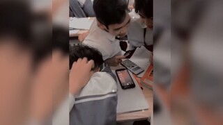 Đừng để bọn bạn biết mình thẤt tình #meme