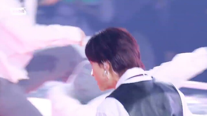 [Hwang Hyunjin Straight Shot] 4K Battle Ground + LALALALA + MEGAVERSE SBS Music Festival