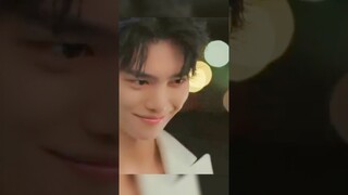 Way Too Cool 😎😈Every of his Moves!  #mydemon #songkang #netflix #kdrama2u #kimyoojung #shorts