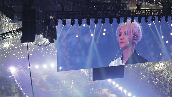 “If there’s anything else in life that makes you sad, don’t be afraid—just let me stay by your side,