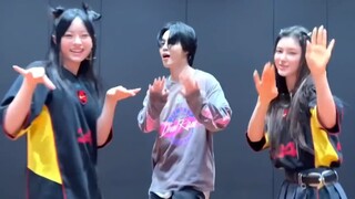 NewJeans与朴智旻 ETA 舞蹈挑战