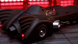 Black Mamba asli resmi paduan 1:18 Batmobile berbagi sederhana