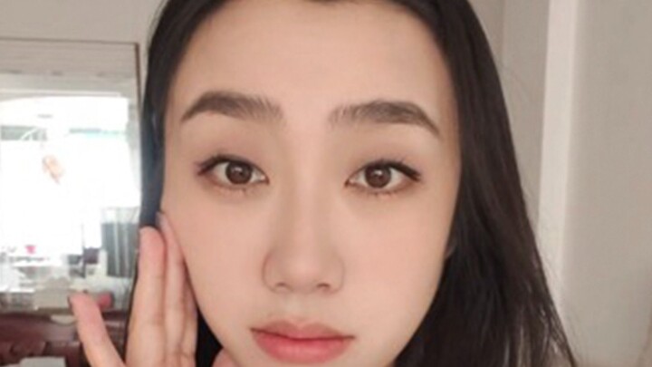 بعد عودة ليو زي إلى الشمال الشرقي، أصبح نظامها اللغوي فوضويًا لدرجة…