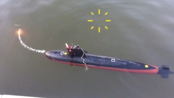 This is how the remote control submarine model should play