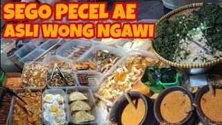 NASI PECEL AE PALING BANYAK PILIHAN LAUKNYA - kuliner malam di warung ae gresik