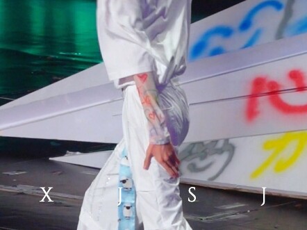 หยางปั๋วเหวิน｜วิปแลชสุดสวยที่สะบัดสะโพกและเอว