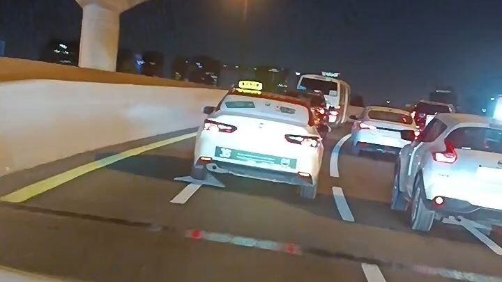 SHERAZ Amanat Dubai driving