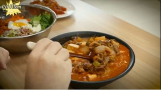 Thịt bò hầm đậu tương và bibimbap cá ngừ sốt ớt phần 1 #mukbang