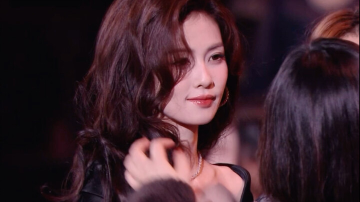 Wow, Bai Lu has become so beautiful…
