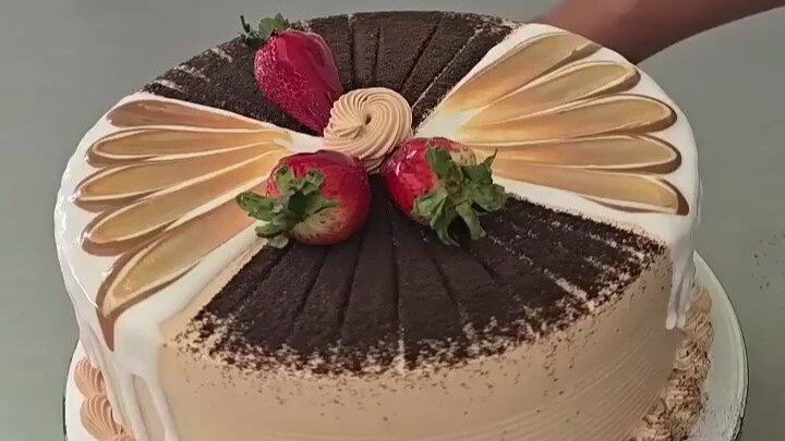 لا بد أن هذا يكلف 168