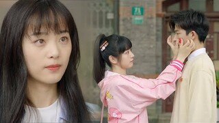 SCHEMING Girl ketawa di Cinderella.ceo mengumumkan hubungannya di khalayak ramai, dia marah.