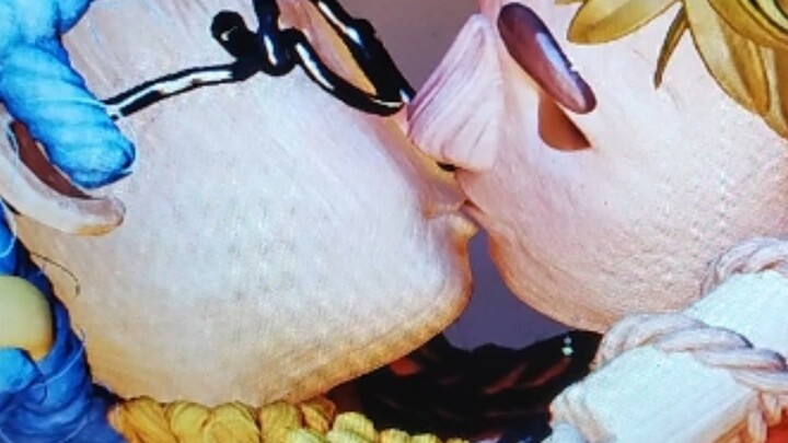 بعد أن أنهينا لعبة “ثنائي في المغامرة” مع أعزّ أصدقائي، قررنا خوض أول مغامرة لنا معًا!