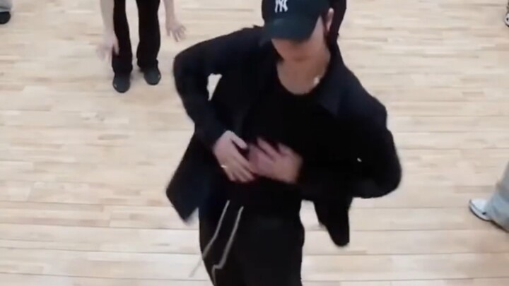 ซูหมิงหาวเก่งจนน่ากลัวในสายเต้น ทั้งที่เพิ่งเริ่มฝึกได้ไม่นานเอง