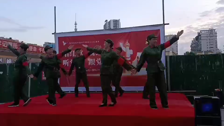 大海航行靠舵手