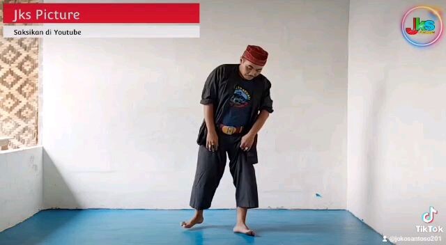 MENCUG BUAH KAUNG