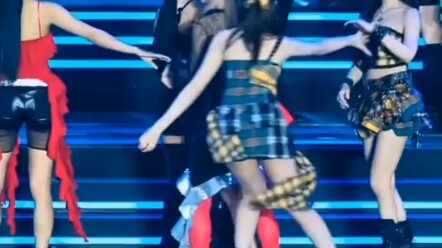 Ningning, who almost fell behind, was pulled back by the season—hahaha, one moment of carelessness a