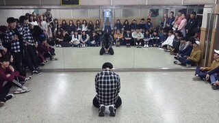 Học sinh câu lạc bộ nhảy theo nhạc cover của BTS - Not Today