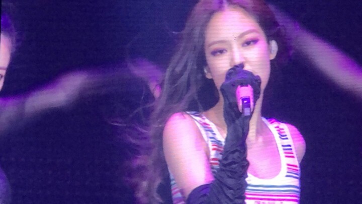 【Blackpink】Jennie's solo in Canada