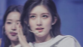 “练习四年半好不容易出道 刚出道未满一年 发过两次歌 然而两次歌词与站位分配却只有她皆是倒数 人们没有给过她任何挣扎的机会就自顾自地直接把她封为断层铁back”