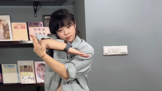 Trở lại để biết thêm Tiểu Bảo dũng cảm tham gia vũ đạo nhóm nhạc nam! Bài hát của TXT thực sự gây ng