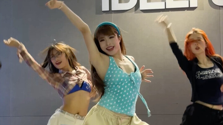 Energetic vibes are here! Lin Nayeon’s “POP!” — choreographed by Nanan, qian茜, and mokey.