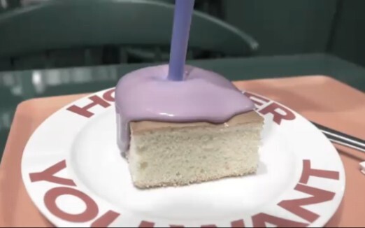 The most audacious employee at the cake shop only works three days a week—and even a 50K monthly sal