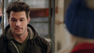 Because he had no money to buy his daughter a Christmas present, the man had to carve one for her! W