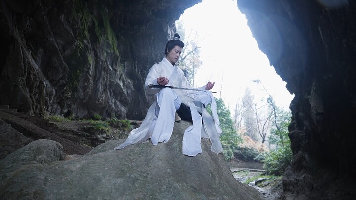 As the music starts, I’m transported back to Xianjian.