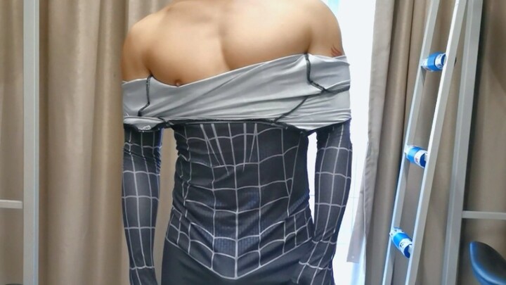 تجربة بزة سبايدرمان فيل، هو قادم!