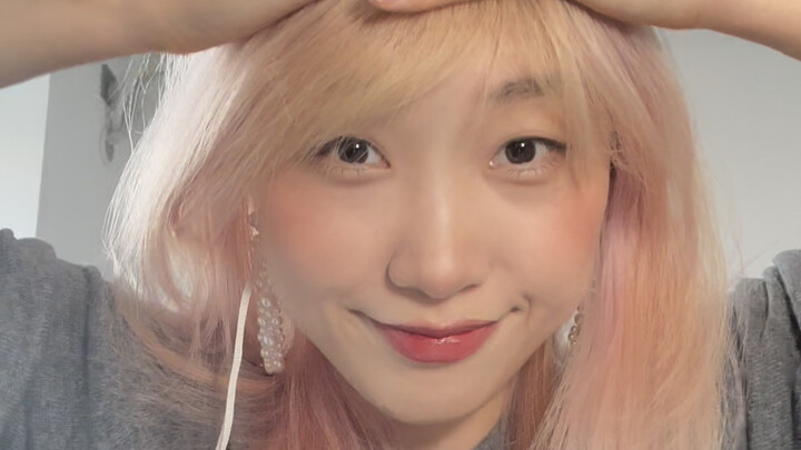 “My First Time Bleaching My Hair” is so good, sooo good!