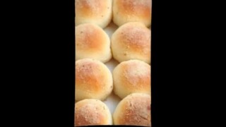8 pack buns😏