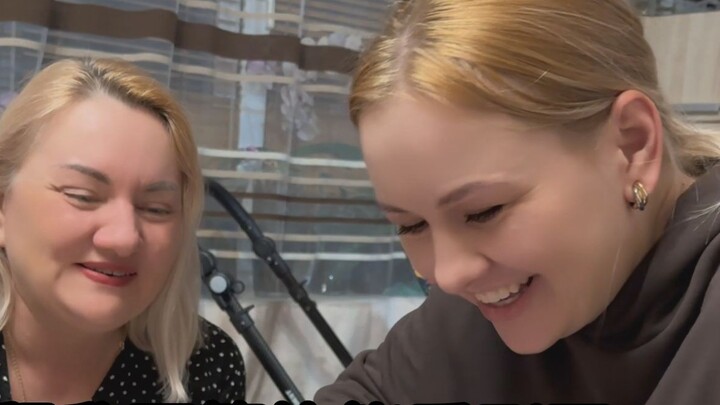 Tôi tặng bố chồng ngoại quốc một chiếc Leopard. Sau khi đóng thuế hải quan, ông ấy có thể mua được h