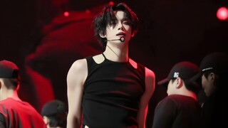 From the practice room, let's see what "one move by C lights up the entire stage" and "it's not that