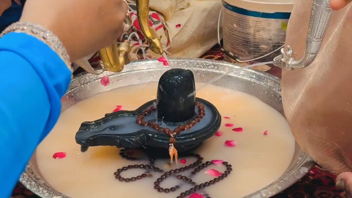 Om Namah shivay #mahadev #har har mahadev #shivshankar #newvideo#viralvideo