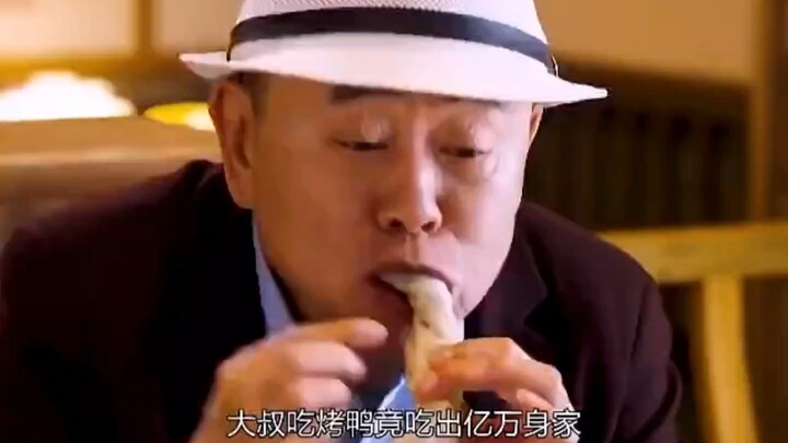 The uncle discovered a business opportunity while eating roast duck, but only remembered that he was