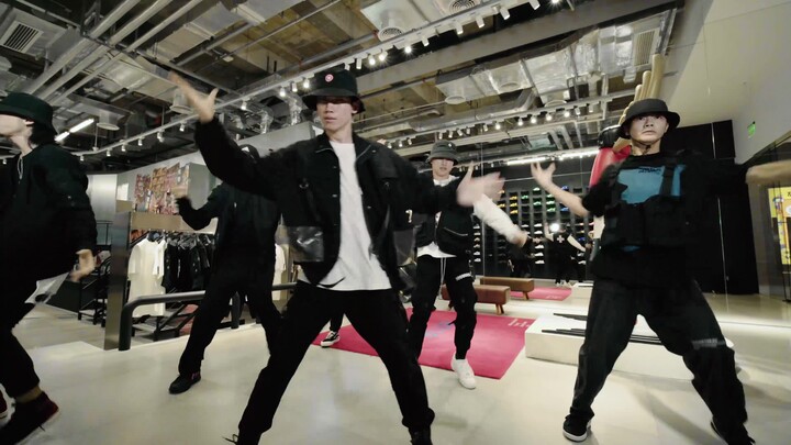 【IDeG】Jackson Wang - Super Cool Choreography for Fendiman | All Guys with Legs That Stretch Ten Mete