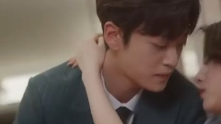 Gadis selamatkan kakek sekarat dengan satu jarum—ternyata kakek CEO