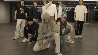 ห้องซ้อมเพลงคัมแบ็กล่าสุดของ NCT127 "2 Baddies" เปิดเผยแล้ว